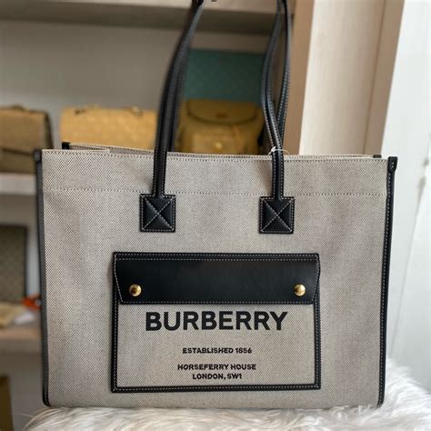 burberry 帆布|品牌女士托特包 .